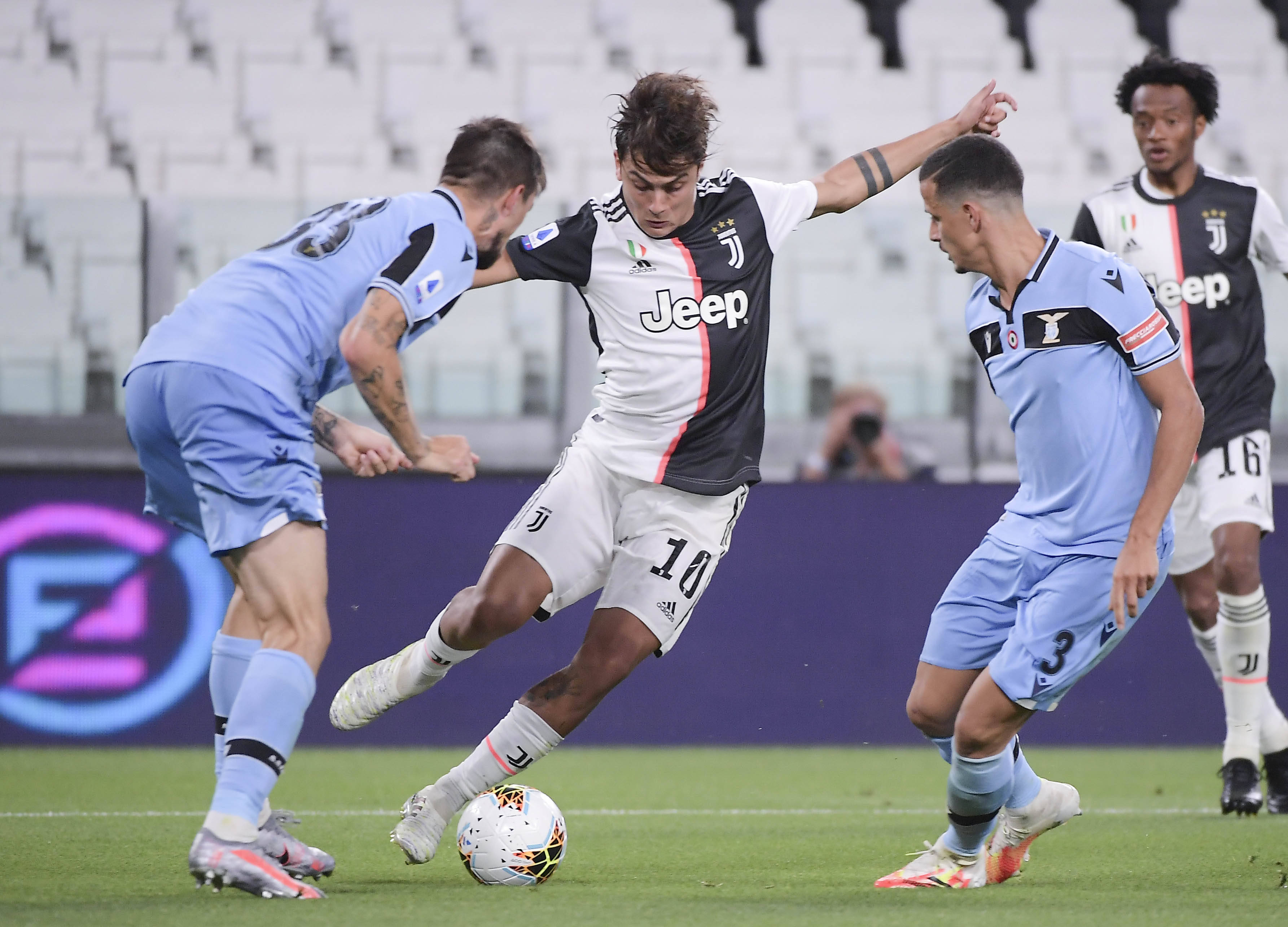 TI首位俄语女解说Eiritel：中国队肯定进决赛